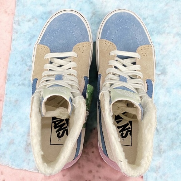 VANS Sk8-Hi Tapered Pig Suede/Sherpa Heiq PFC-FREE WATER REPELLENT Women Size 5 - Picture 5 of 10